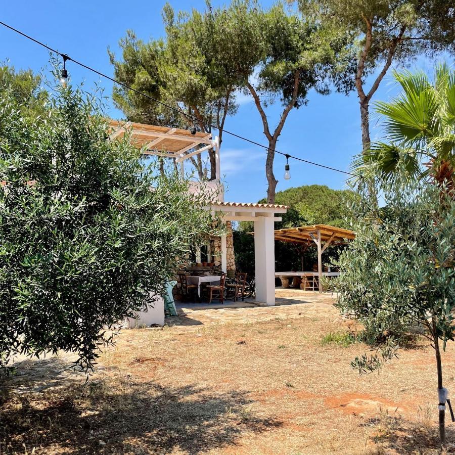 Casa Vacanze Capurre "Trulli E Pajare A Due Passi Dal Pizzo" กัลลีโปลี ภายนอก รูปภาพ