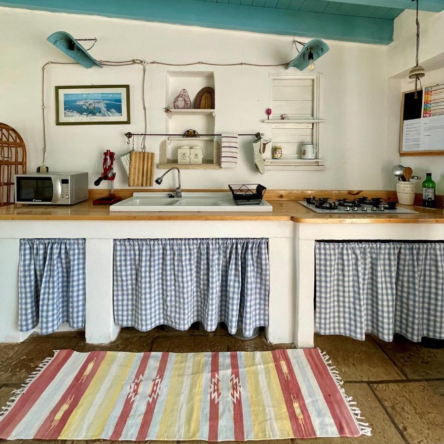 Casa Vacanze Capurre "Trulli E Pajare A Due Passi Dal Pizzo" กัลลีโปลี ภายนอก รูปภาพ