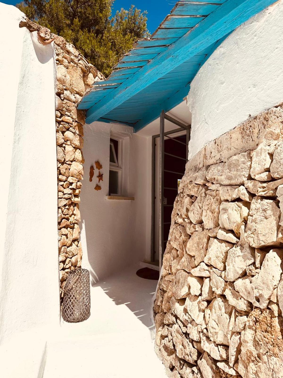Casa Vacanze Capurre "Trulli E Pajare A Due Passi Dal Pizzo" กัลลีโปลี ภายนอก รูปภาพ