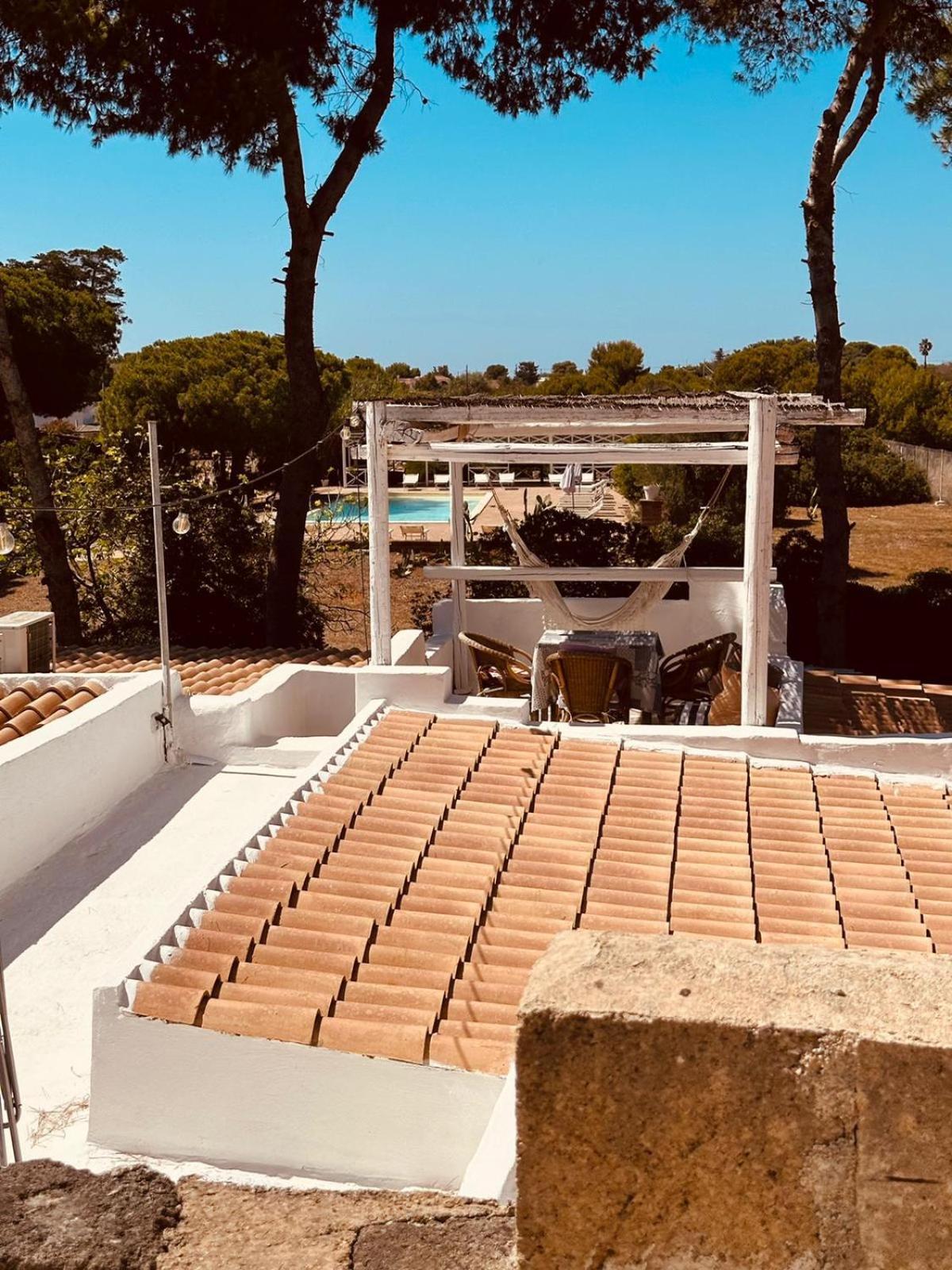 Casa Vacanze Capurre "Trulli E Pajare A Due Passi Dal Pizzo" กัลลีโปลี ภายนอก รูปภาพ
